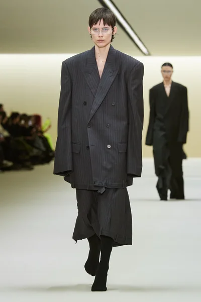 Look 9